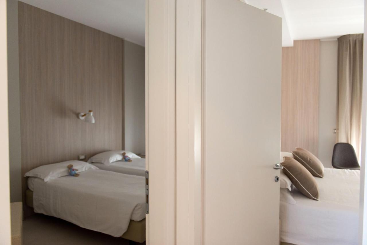 Hotel Delle Nazioni ลิโดดิเยโซโล ภายนอก รูปภาพ
