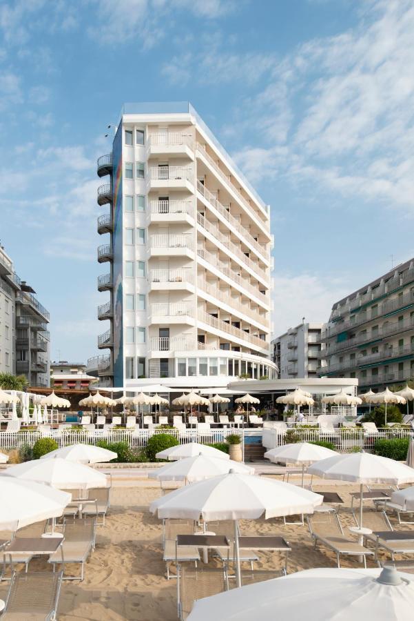 Hotel Delle Nazioni ลิโดดิเยโซโล ภายนอก รูปภาพ