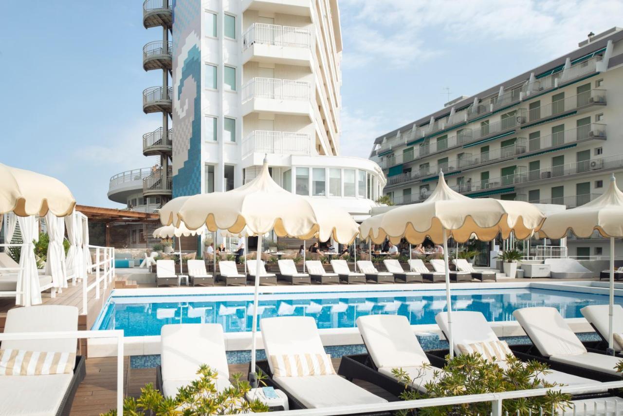 Hotel Delle Nazioni ลิโดดิเยโซโล ภายนอก รูปภาพ