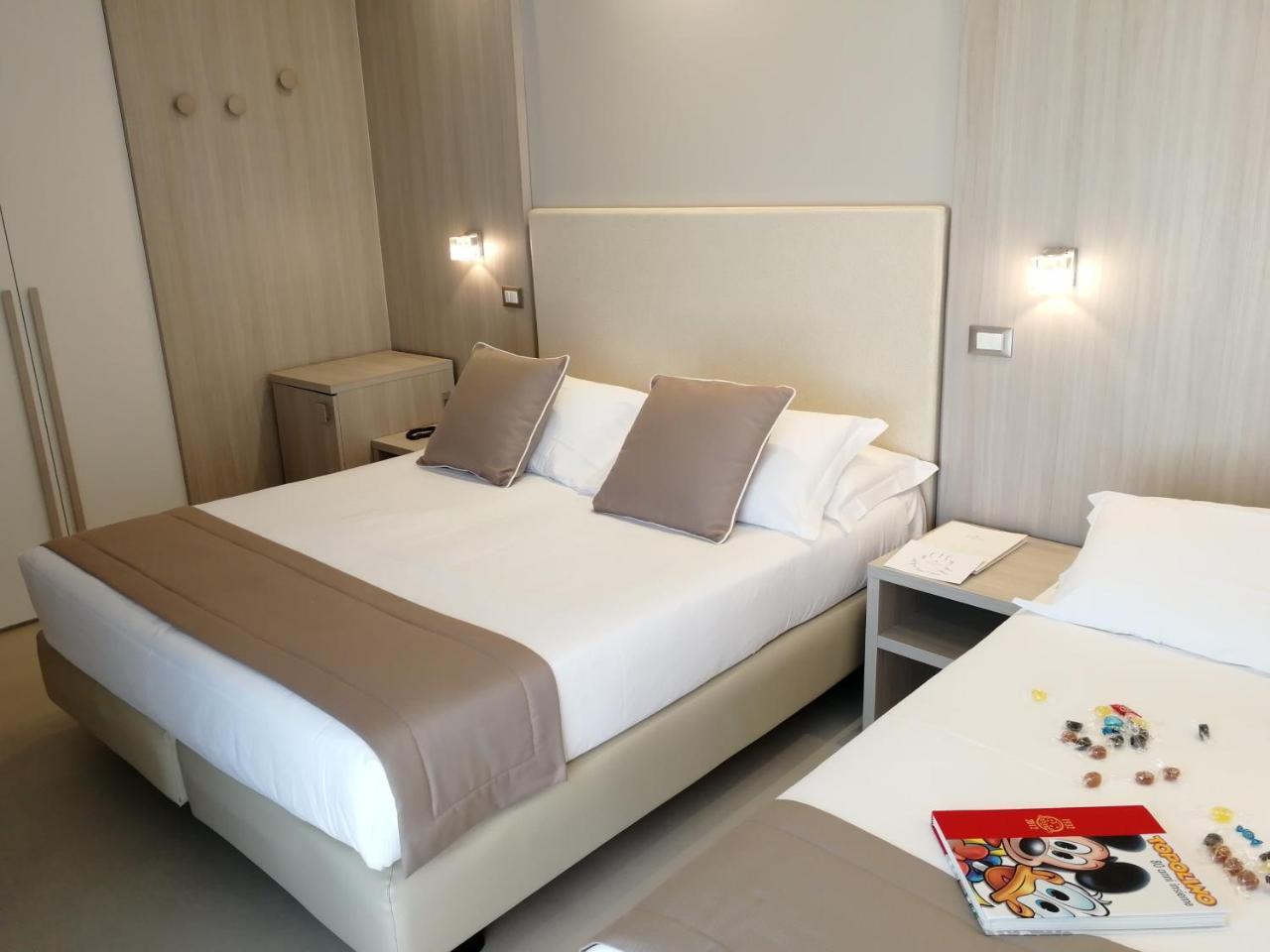 Hotel Delle Nazioni ลิโดดิเยโซโล ภายนอก รูปภาพ